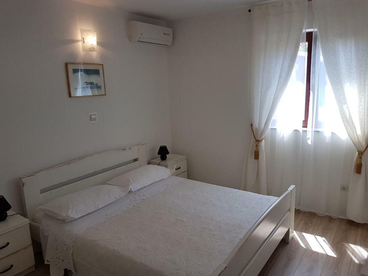 City Center Apartment Kadena Сплит Экстерьер фото